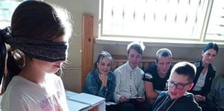 dzień osób niewidomych w specjalnym ośrodku szkolno-wychowawczym
