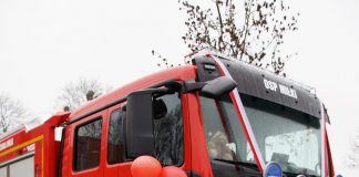 zdjęcie Gminy Giżycko - wóz strażacki - 100 lecie OSP Miłki